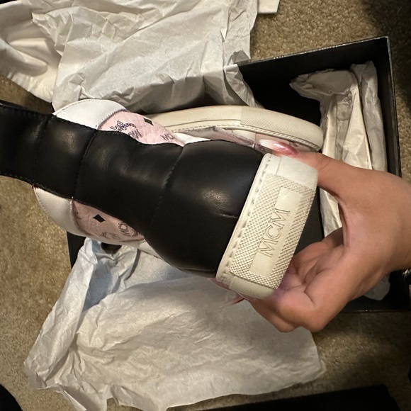 ❌SOLD MCM High-Top Sneakers in Monogram Pink with White size 39 (Men’s) - Picture 5 of 11